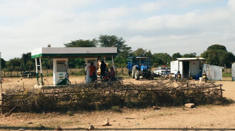 lake naivasha hell's gate kenya