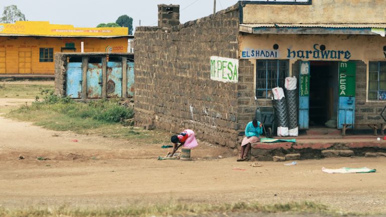 lake naivasha hell's gate kenya