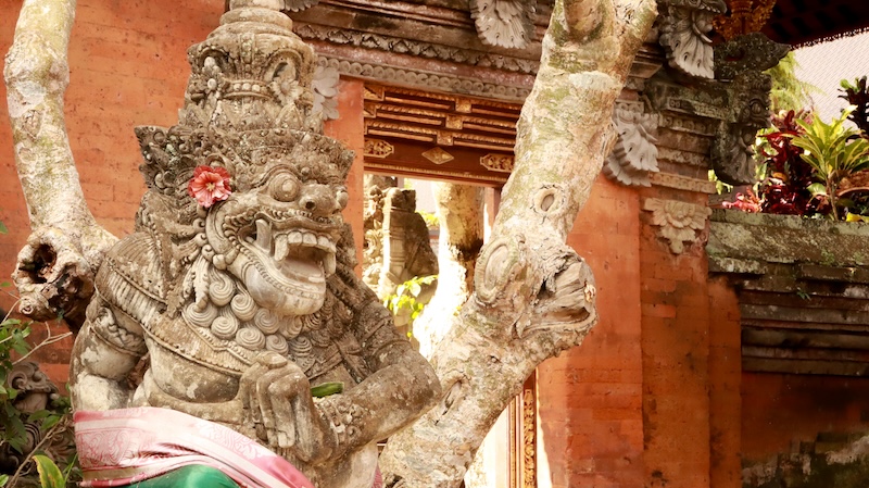 ubud_palace